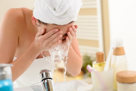 Top Five Tips to Choose a Daily Facial Cleanser