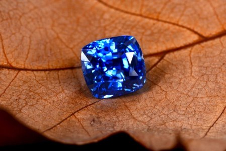 Amazing Properties of Sapphire Stones
